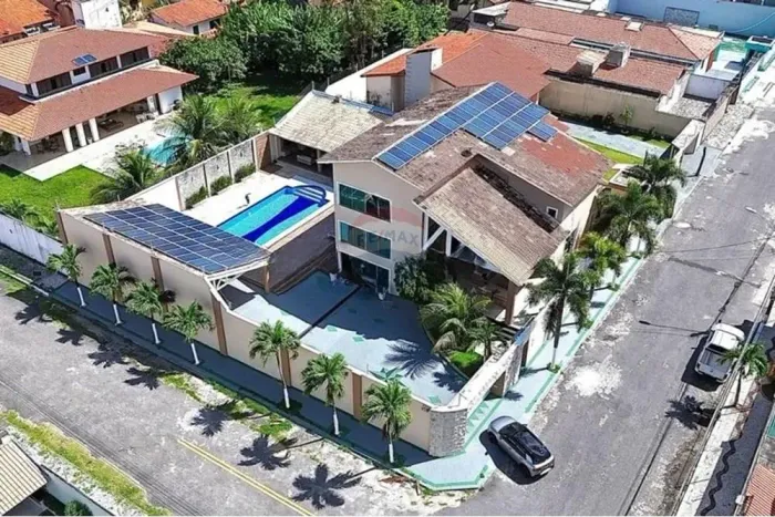 Casa - Cidade dos Funcionários (próx ao lago Jacarey) - R$ 3.790.000