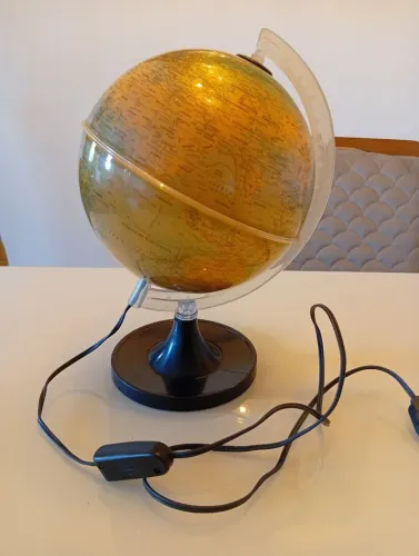 Luminária Globo Atlas