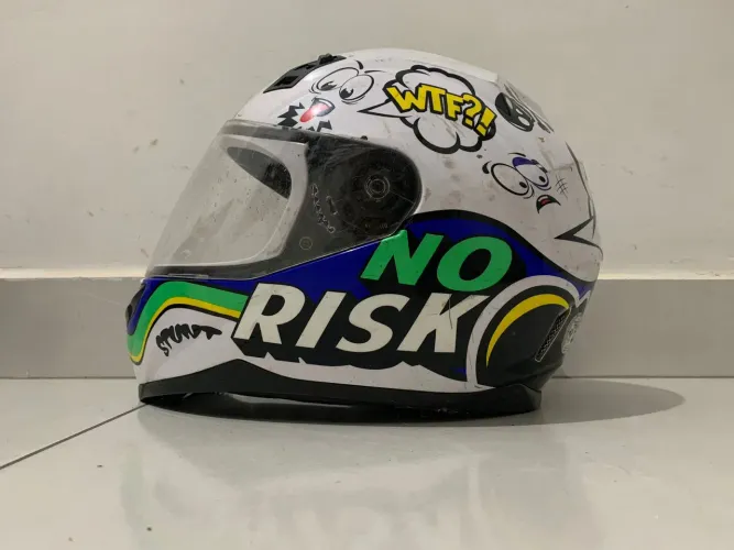 Capacete Norisk (usado)