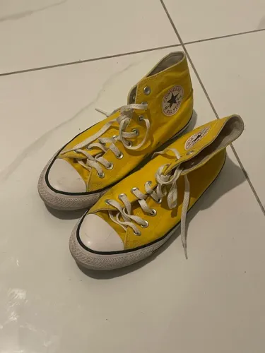 Converse cano alto amarelo