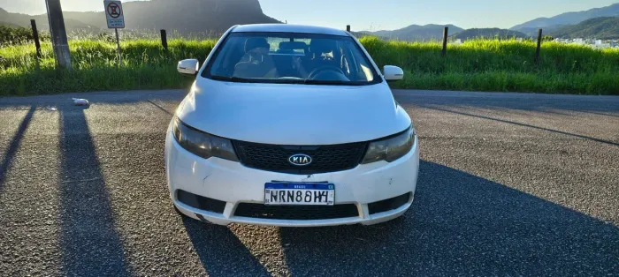 Kia Motors Cerato 1.6 16V Mec. 2012