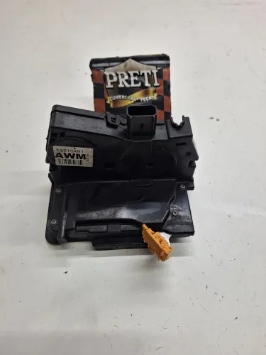 Fechadura Porta Dianteira Direita Chevrolet Onix 2018/2019