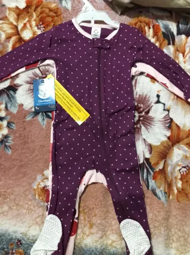 2 Pijamas com pé Gerber Tam 12m