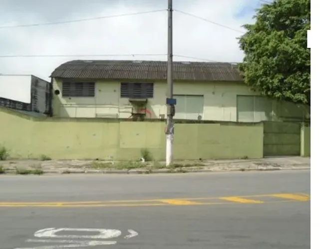 Galpão Industrial a venda com renda - Canhema