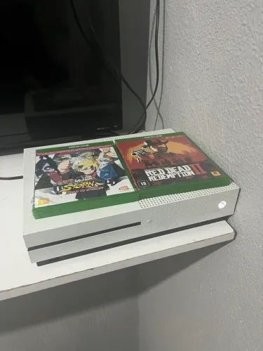 Xbox One S Branco - Excelente Estado + Controle Original