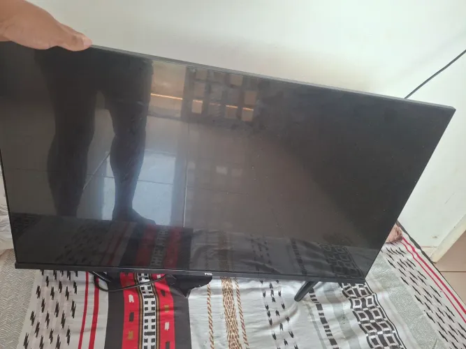 TV 32 polegas smart 450 ,00