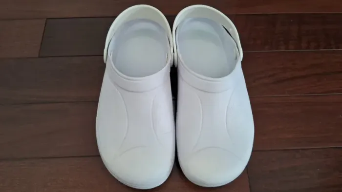 Calçado branco
