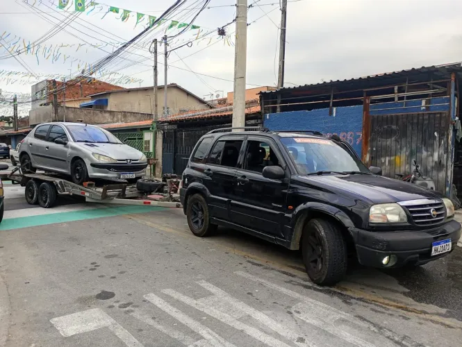 Serviço de guincho sos 24 horas 