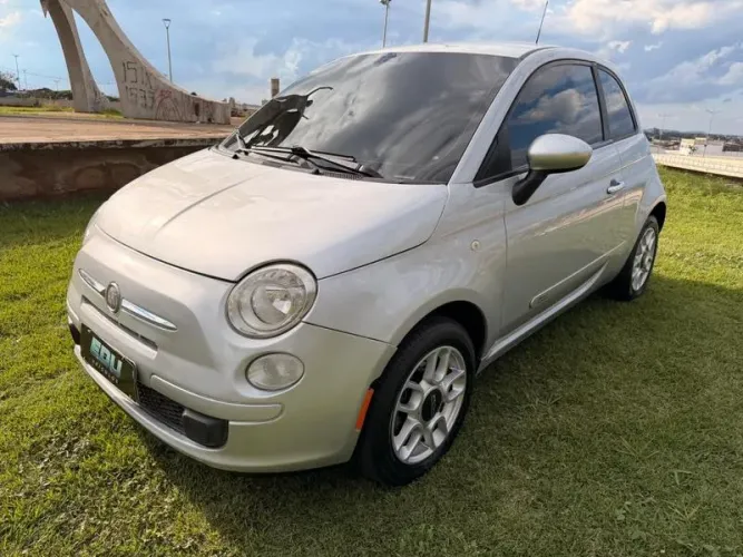 Fiat 500 Cult 1.4 Flex 8V EVO Mec. 2012