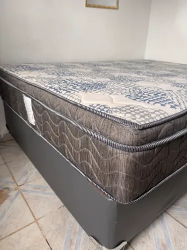 Cama box casal