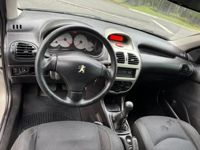 Peugeot 206 Feline 1.4/ 1.4 Flex 8V 5P 2005