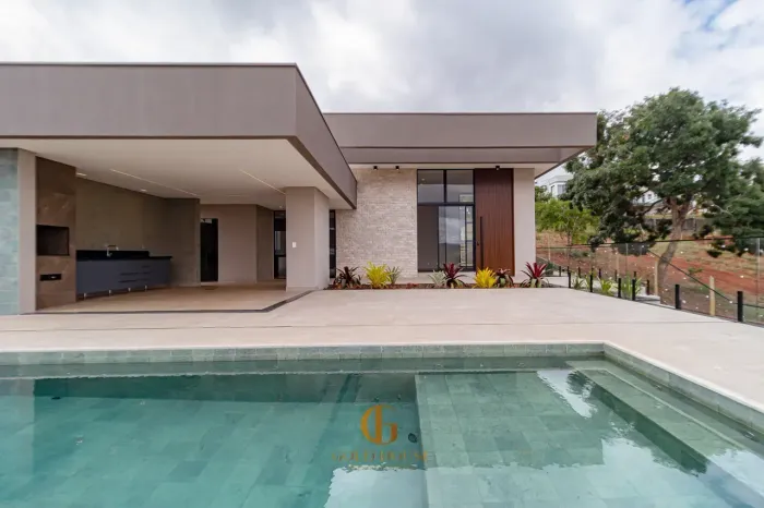 Casa em Lagoa Santa no Condomínio Gran Royalle