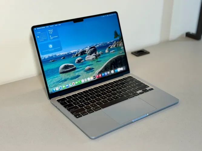 MacBook Air 13 Polegadas M4 16GB 256SSD - Seminova