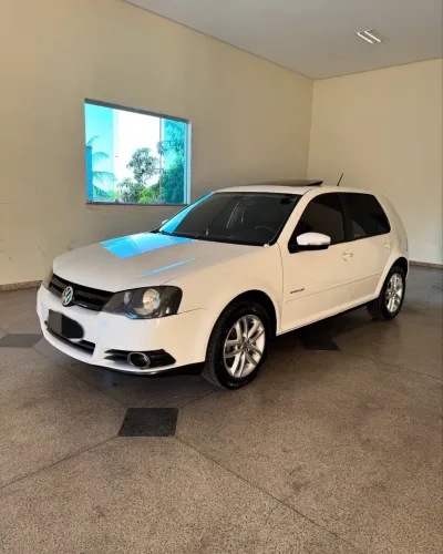 Volkswagen Golf Sportline 1.6 MI Total Flex 8V 4P 2013