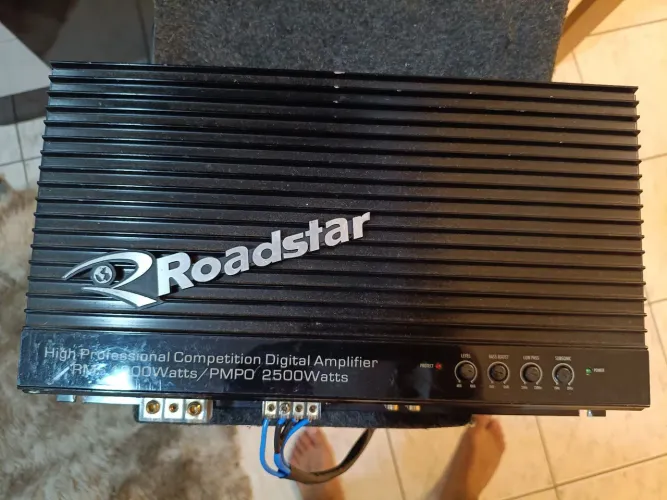 Roadstar digital 1200w