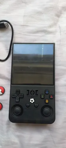 Vídeo game portátil R36max