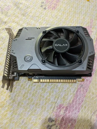 Placa de vídeo GT 730 4GB DDR3