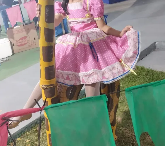 Vestido junino tamanho 7 a 9 anos