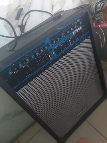 Caixa amplificada