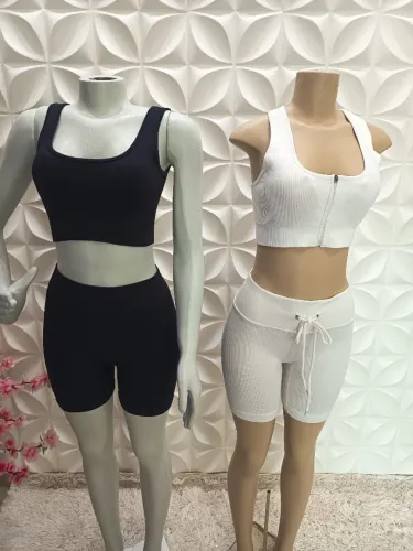 Conjunto canelado moda fitnes