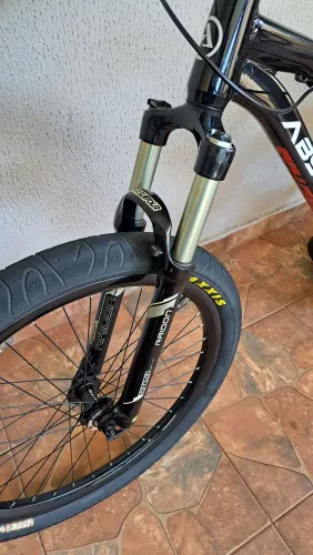 SR Suntour Raidon Fork C a ar, aro 29