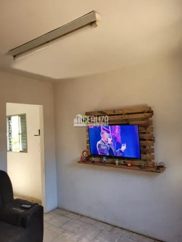 Casa à venda no bairro Parque das Américas, em Uberaba MG !