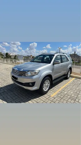 Toyota Hilux SW4 SR 4X2 2.7/ 2.7 Flex 16V Aut. 2015