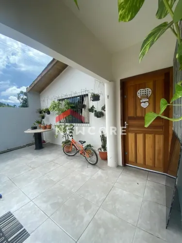 Casa em Rua Tereza Cristina - São Tomaz - Imbituba/SC