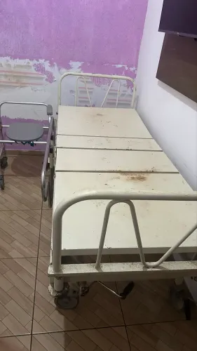 Cama hospitalar