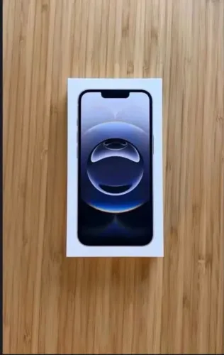iPhone 16e 512GB Novo na caixa.