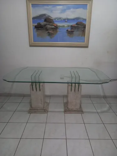 MESA DE JANTAR TAMPO DE VIDRO COM BASES EM MÁRMORE/GRANITO