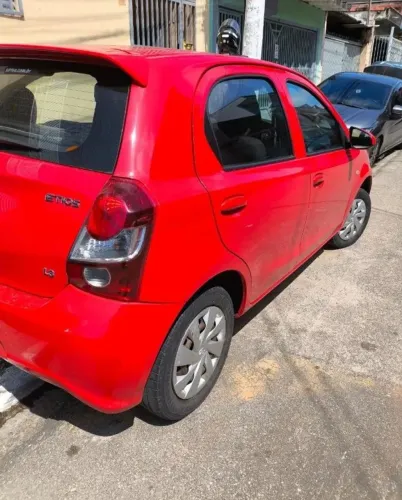 Toyota Etios X 1.3 Flex 16V 5P Mec. 2017
