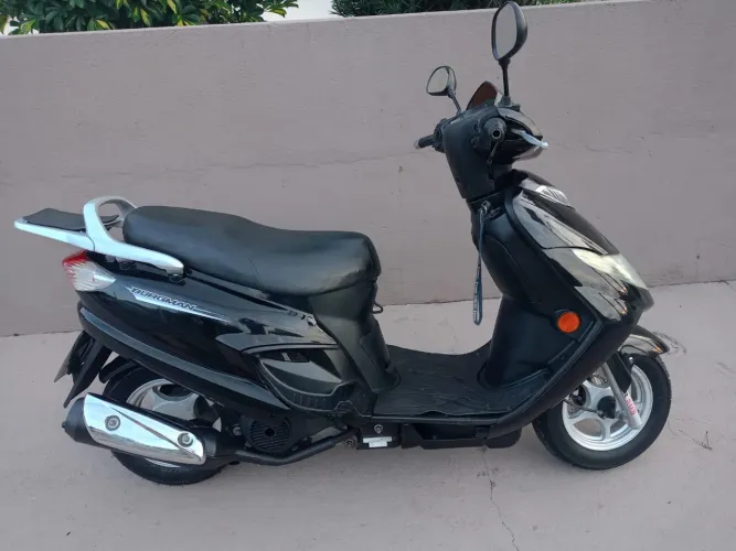 Burgman 125 