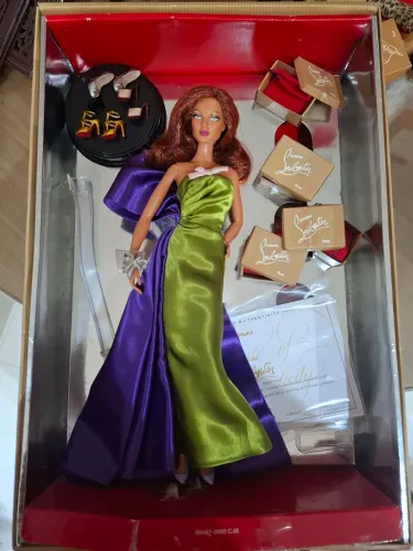 Boneca barbie collector louboutin