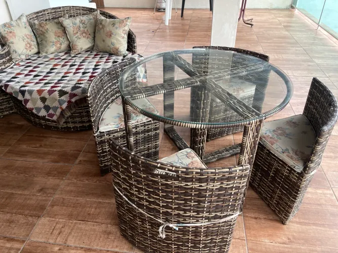 Conjunto área gourmet / varanda em fibra sintética (rattan) 