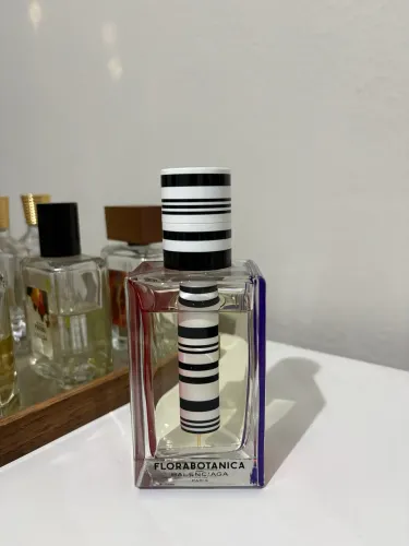 FLORABOTANICA - BALENCIAGA