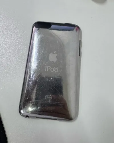 iPod 3 geração 32gb funcionando perfeitamente
