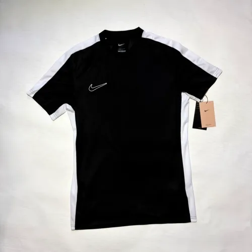 Camiseta Nike Dri-Fit Academy 23 Semi nova, Usada só 2 vezes