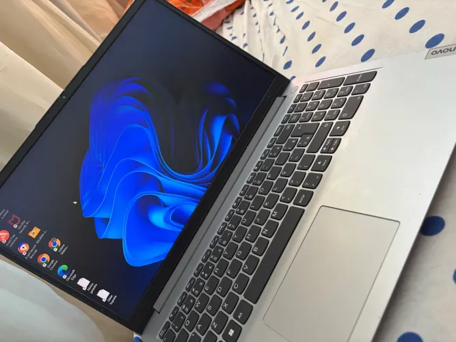 Notebook Lenovo IdeaPad 1 SSD 128GB 4GB RAM Windows 11