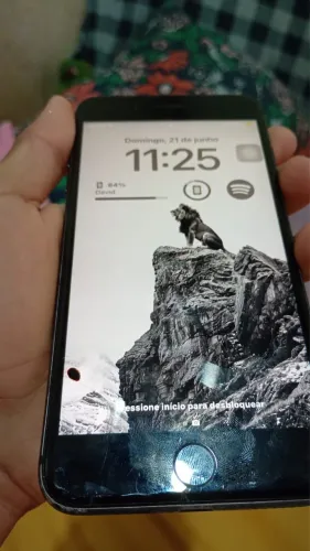 iPhone 8 Plus