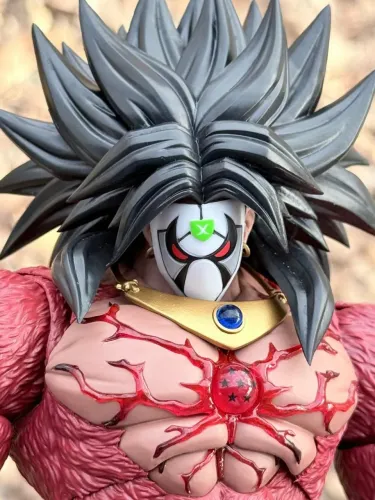 Dragon Ball Broly Super Sayajin 4 Xeno Kong Studios
