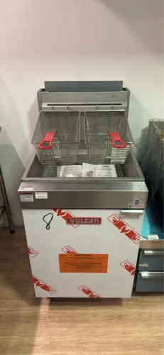 Fritadeira Industrial a Gás Vulcan LG500 Hobart 30 Litros nova