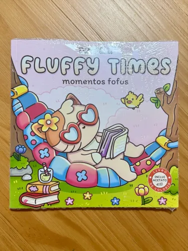Livro de colorir Fluffly Times - momentos fofos novo e lacrado