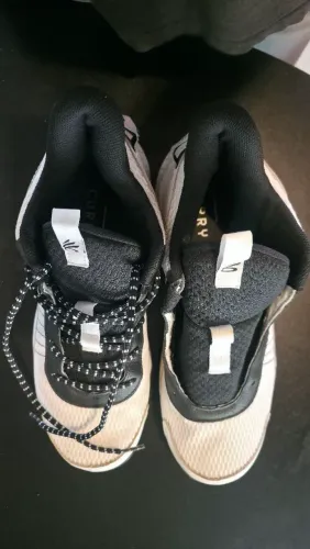 Tênis Under Armour Curry 3Z7 branca 43