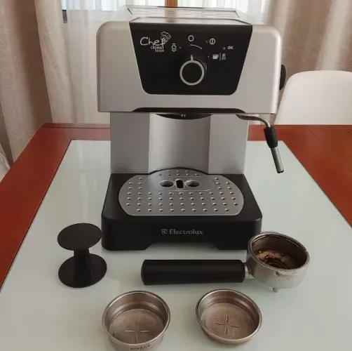 Cafeteira Elétrica Electrolux Em400 Chef Creme Silver