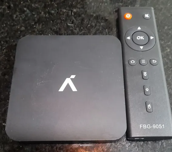 Smart TV Box Aquário 4K STV-3000
