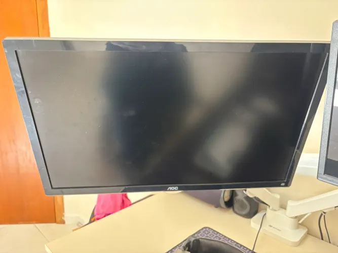 VENDO/TROCO UM MONITOR E UMA TV POR UM DE MELHOR HZ