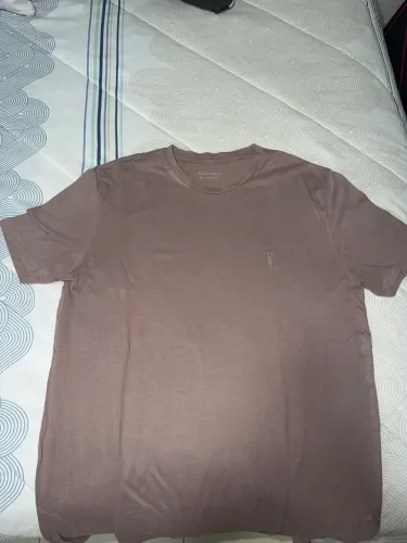 Camiseta all saints TAM P