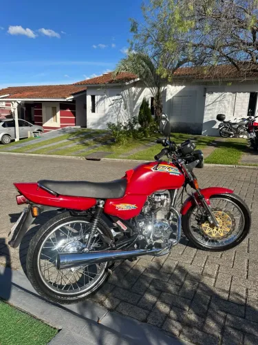 Vendo titan 99 relíquia toda Zerinha