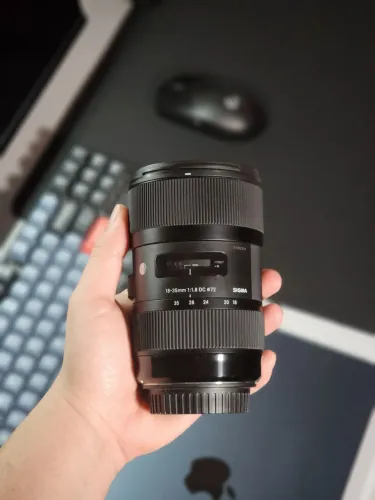 Lente Sigma 18-35mm F/1.8 DC HSM Art - Para mount Canon EF. Brinde Dock USB